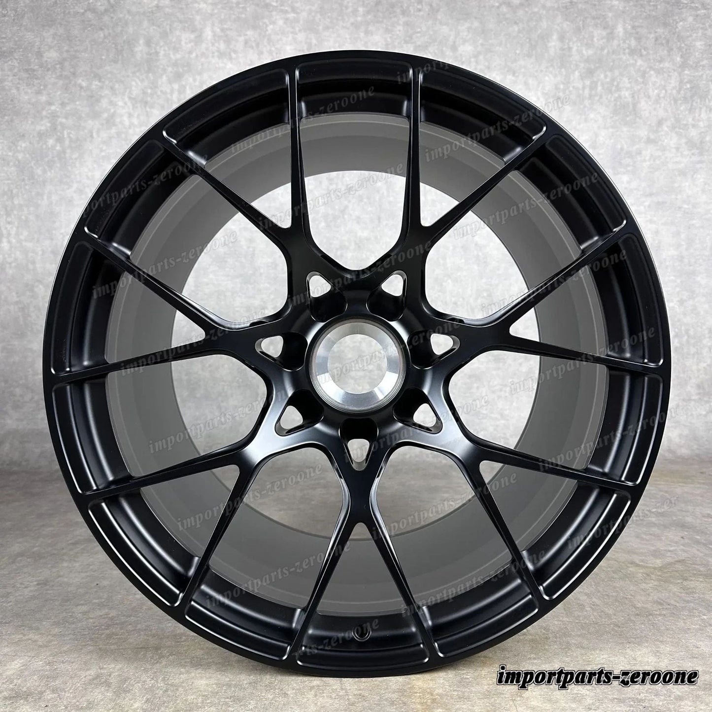 ポルシェ 992 GT3 RS ホイール 20/21 インチ Noir 純正 Zv 992044681CH 新品f　-1164