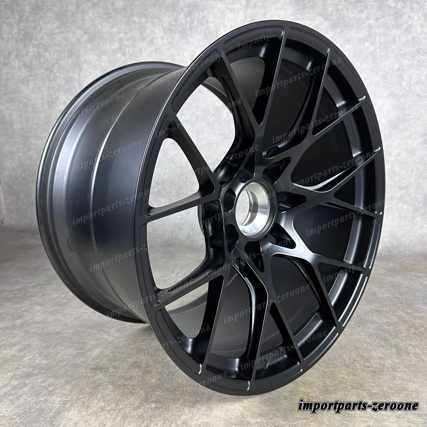 ポルシェ 992 GT3 RS ホイール 20/21 インチ Noir 純正 Zv 992044681CH 新品f　-1164