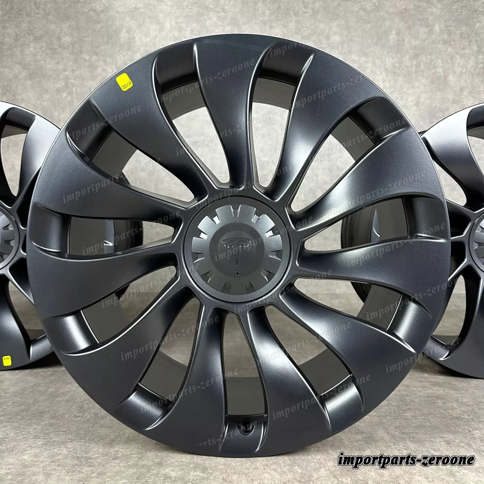 テスラ純正21インチホイール／コンチネンタルタイヤTPMS付き2本セット テスラ純正21インチホイール／コンチネンタルタイヤTPMS付き2本