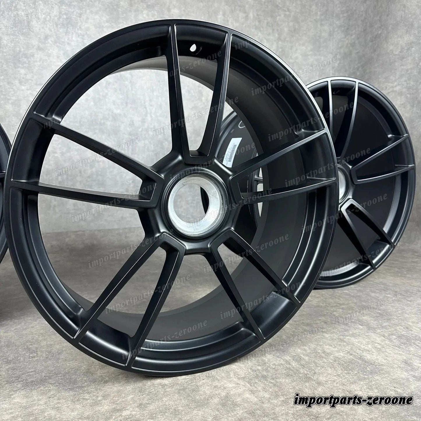 ポルシェ 992 GTS ホイール 20インチ+21インチ 純正 Cierre Central ZV Negro 992044602BA　-1799