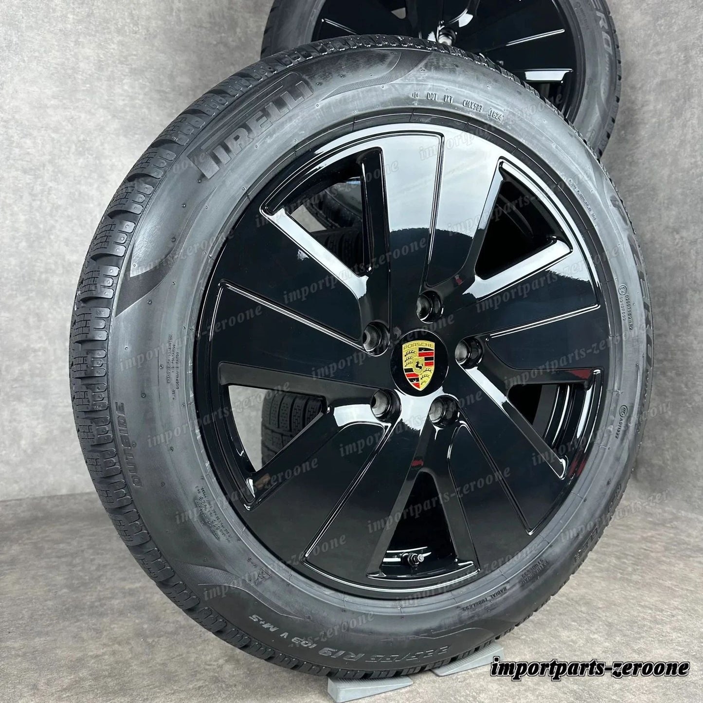 ホイール ウィンターセット ポルシェ タイカン 19 インチ 純正 S Aero ホイール DOT23 + 24 9J1073604BB　-2108